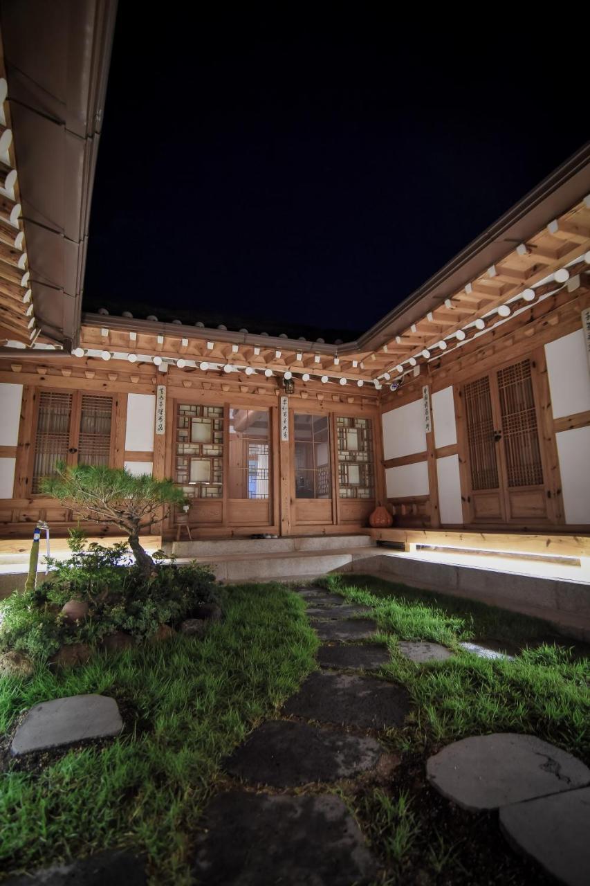 Cheong Yeon Jae Hanok Hotel Seul Esterno foto